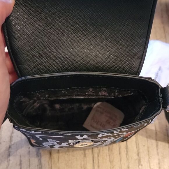 Karl Lagerfeld graffiti messenger bag NWT 🖤🤍 - Picture 5 of 8